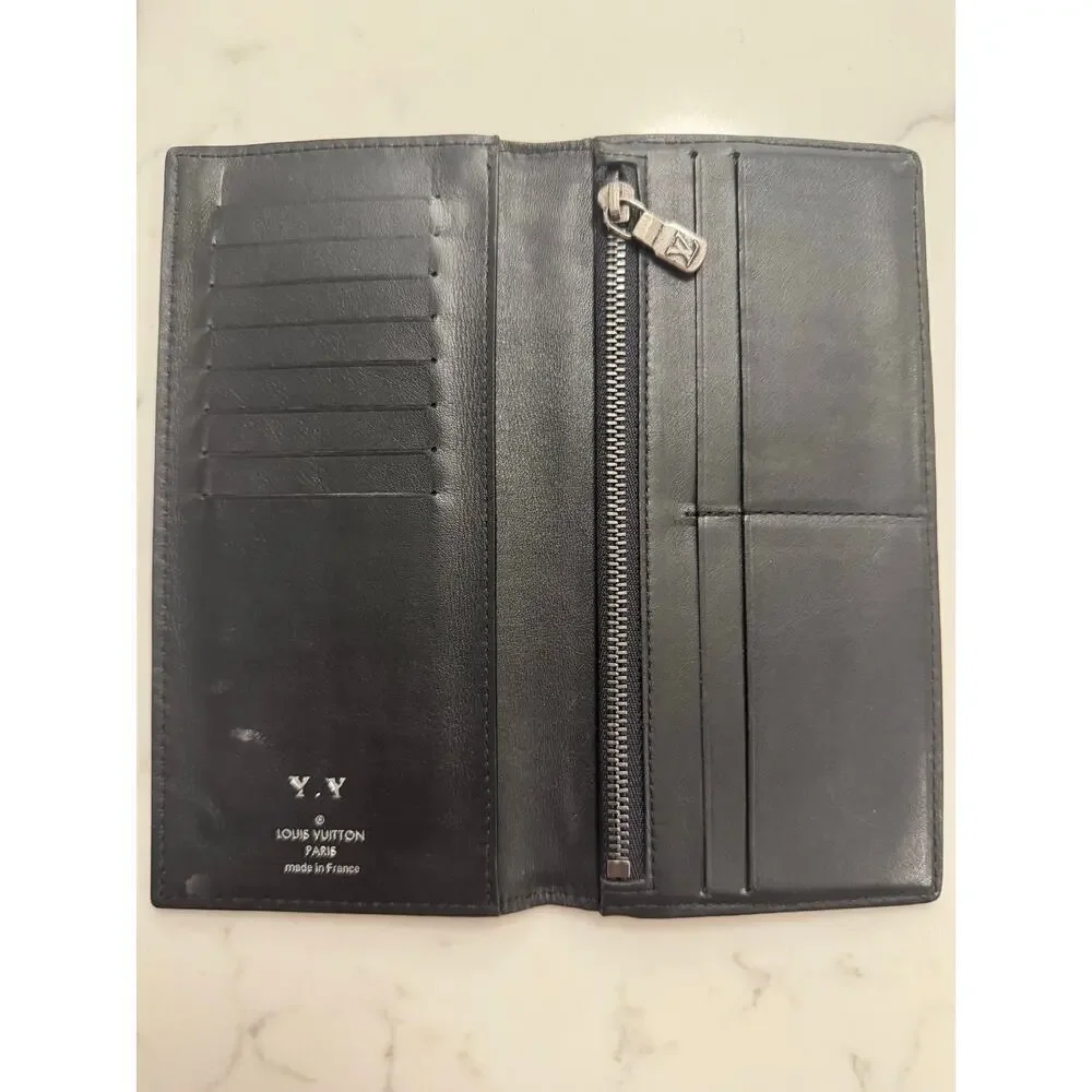 Louis Vuitton Black Long Epi Leather Brazza Wallet Authentic Designer Luxury